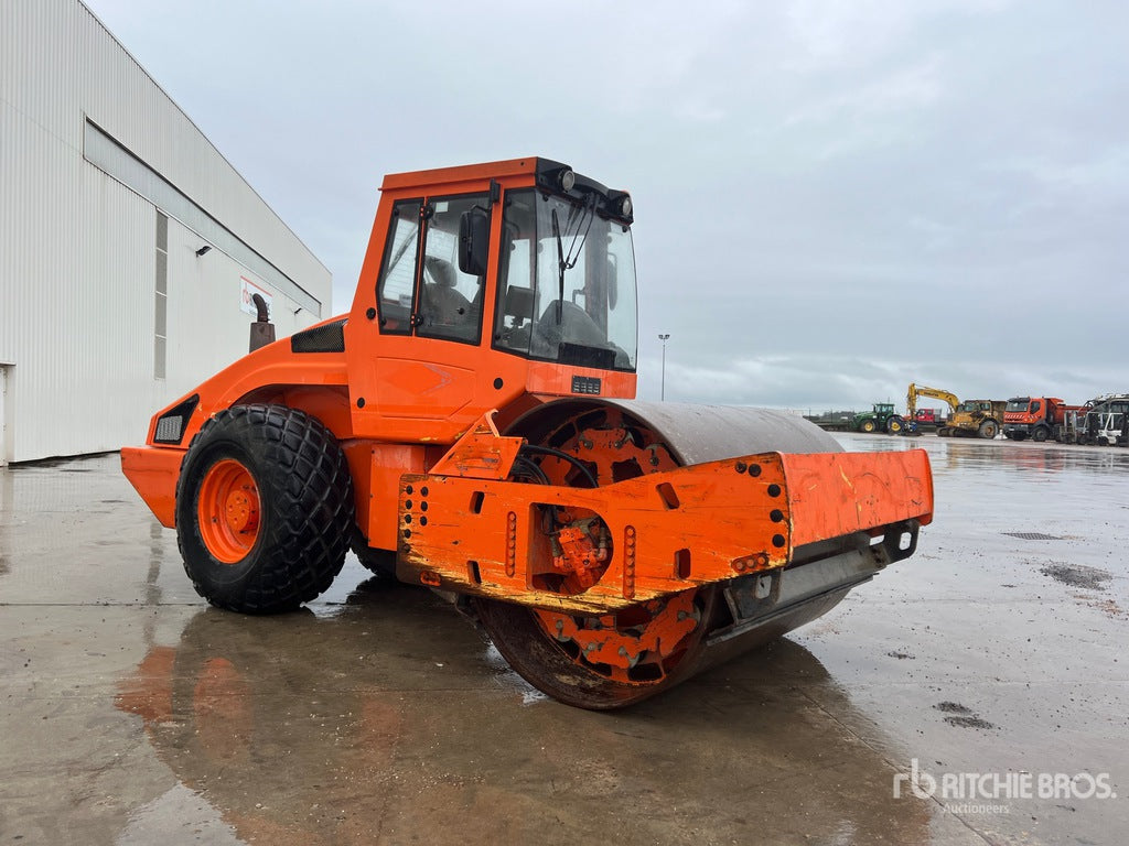 2007 Bomag BW213DH-4 Smooth Drum Compactor