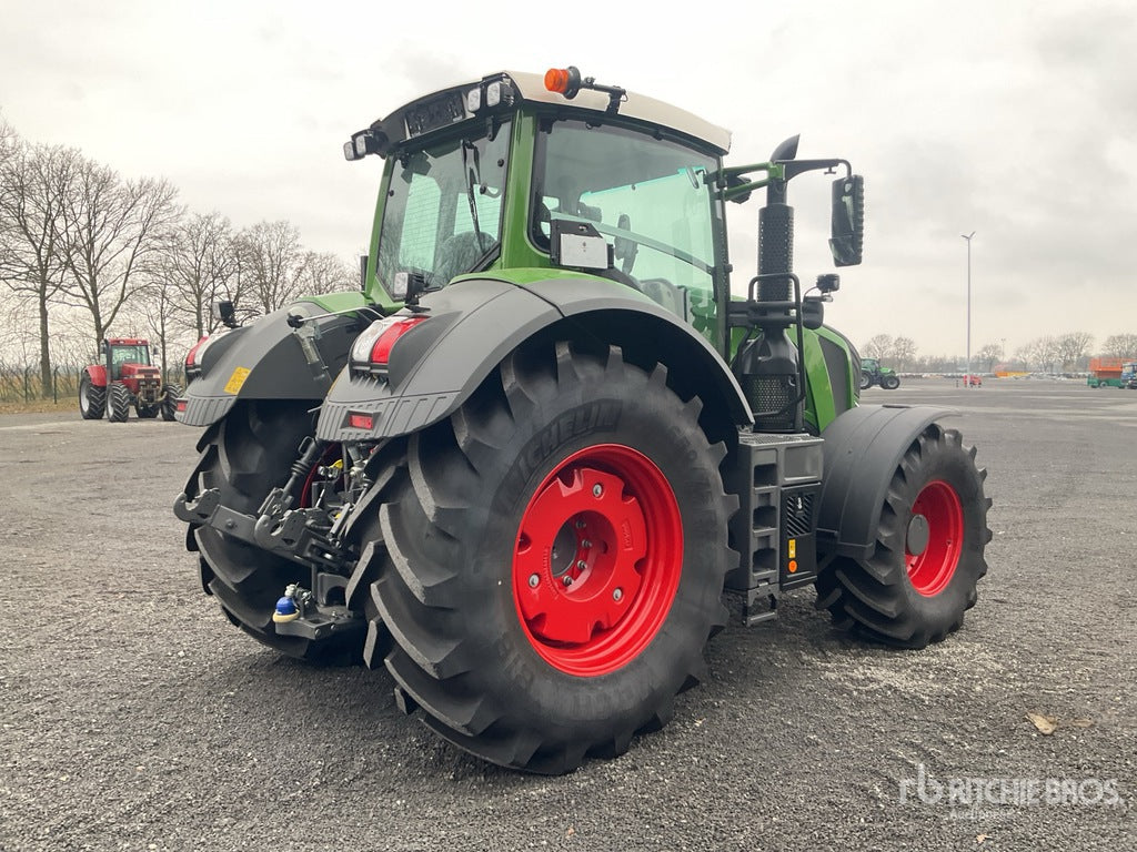 Tracteur Fendt 824 Vario S4 Profi Plus 4WD 2023 (inutilisé)