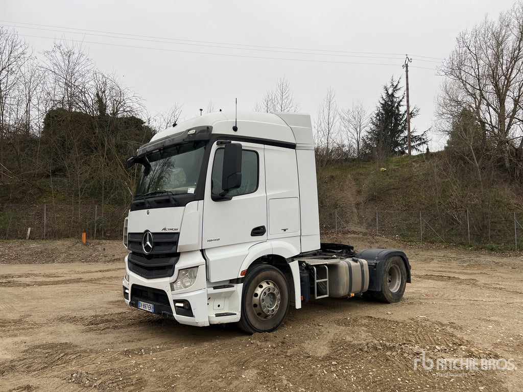 2015 Mercedes-Benz Actros 1845 LS 4x2 Tracteur Sleeper Truck Tracteur