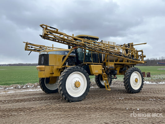 2007 Rogator SS1074 90 ft 4x4 High Clearance Self-Propelled Sprayer