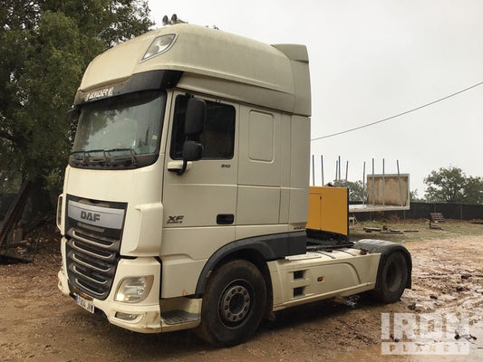 2016 DAF XF 510 FT 4x2 Sleeper Truck Tractor