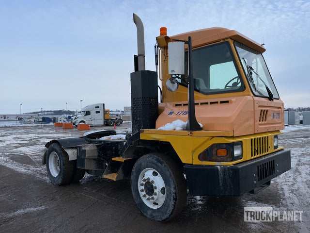 2016 Ottawa T2 4x2 Spotter Truck