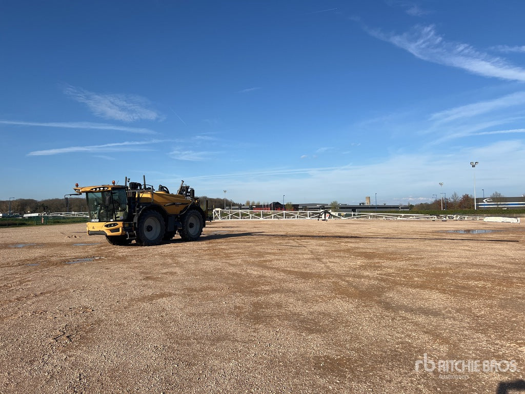 2016 Challenger Rogator RG645D 36m 4x4 Self-Propelled Sprayer