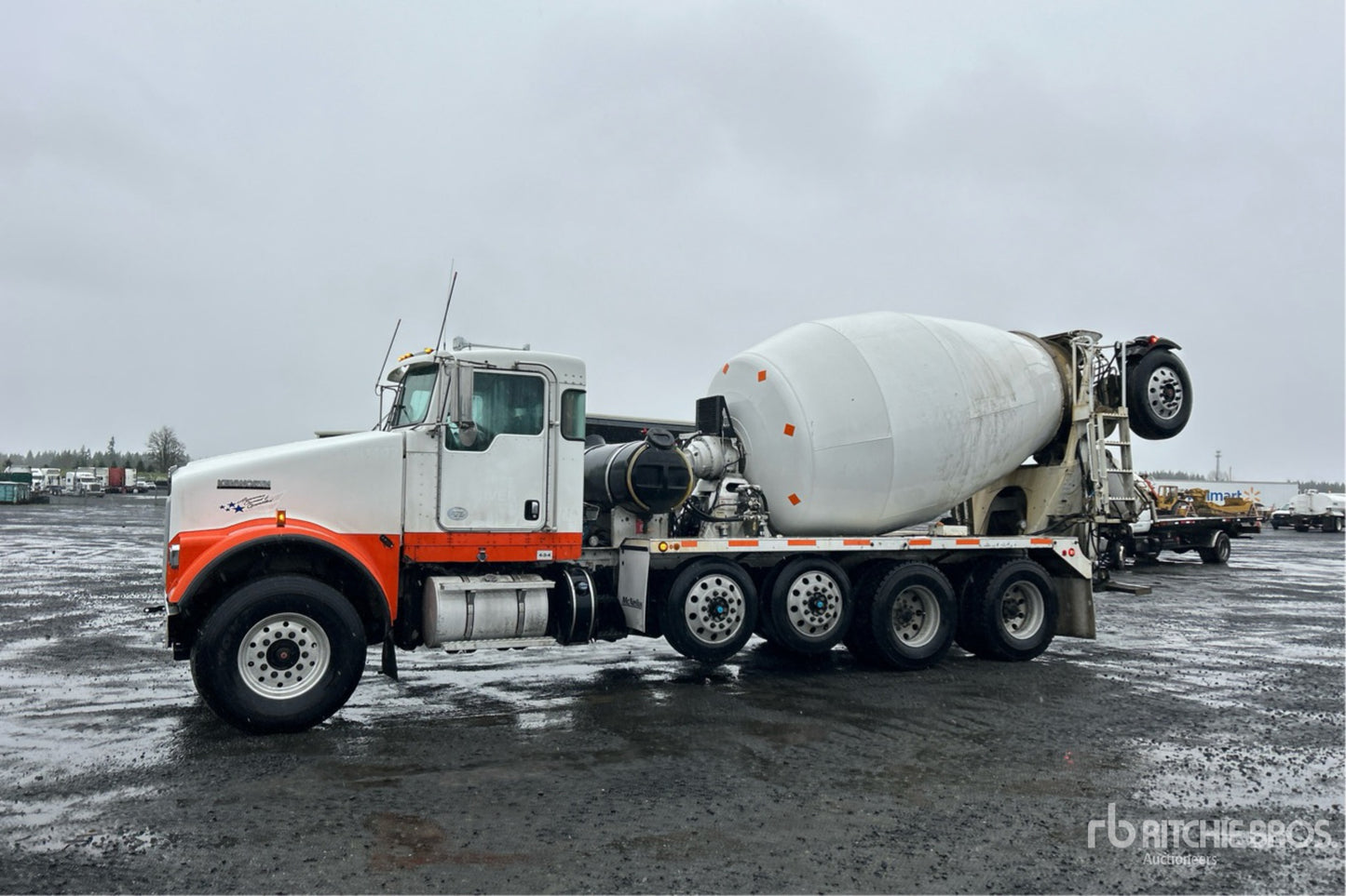 2014 Kenworth WS900B 12x4 Mixer Truck