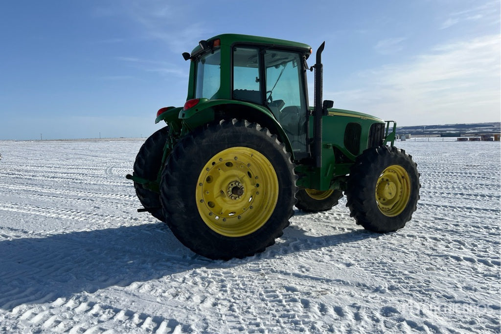 2004 John Deere 7420 4WD Tractor