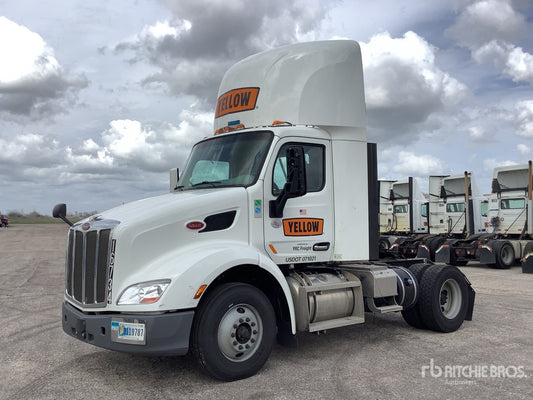 2022 Peterbilt 579 4x2 S/A Day Cab Truck Tractor