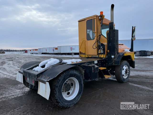 2016 Ottawa T2 4x2 Spotter Truck