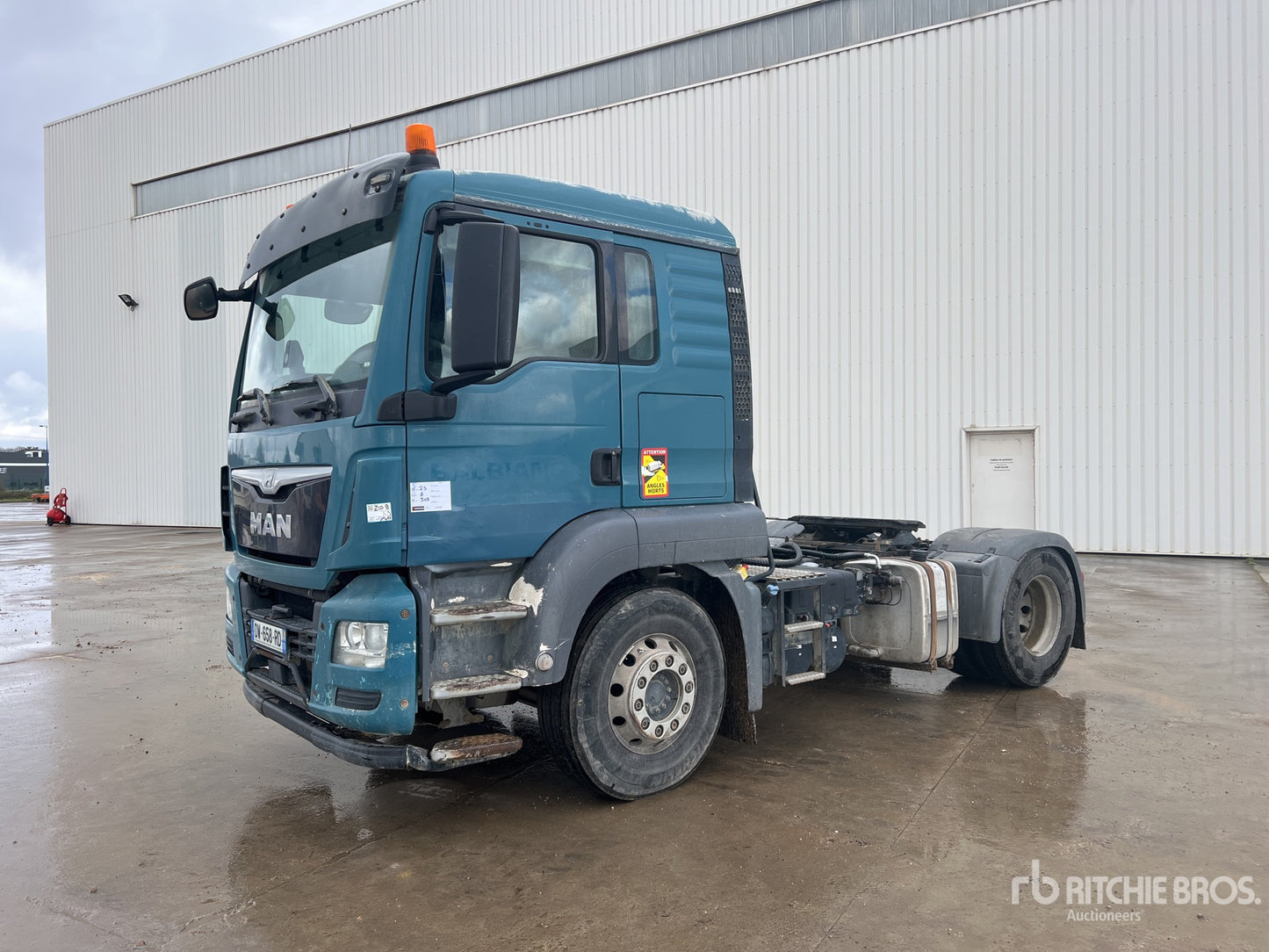 2015 MAN TGS18.480 4x2 Sleeper Truck Tractor