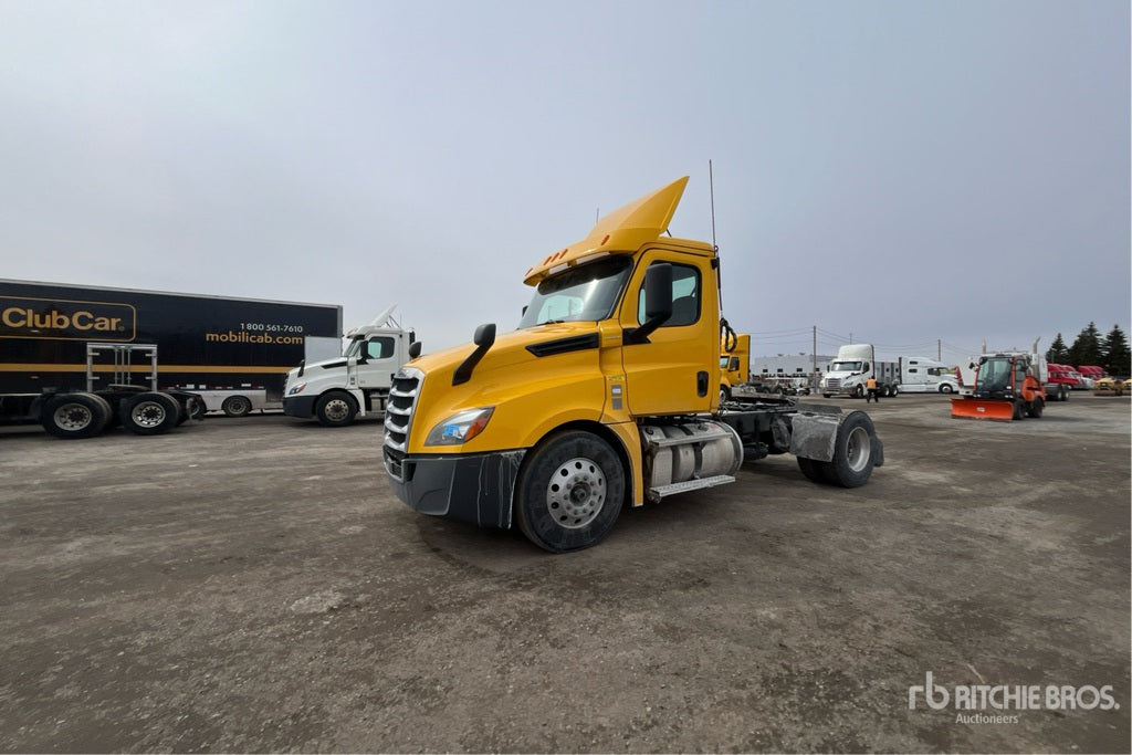 2019 Freightliner Cascadia 126 4x2 S/A Day Cab Truck Tractor