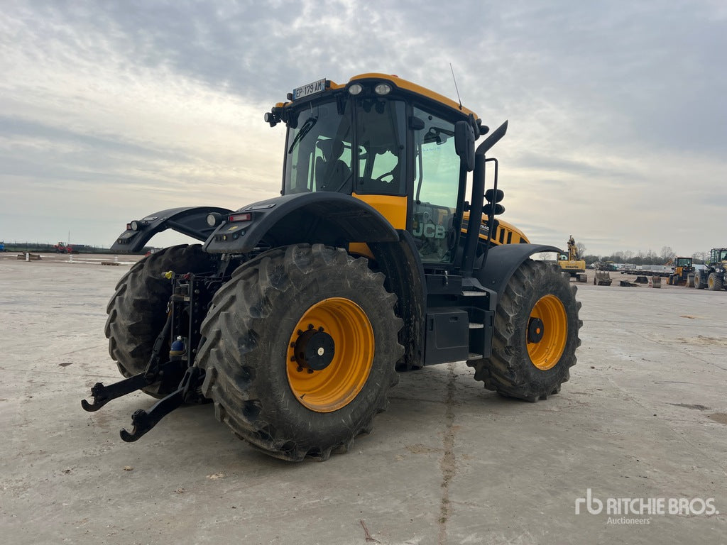 2017 JCB Fastrac 4220 4x4x4 - 4WD Tractor