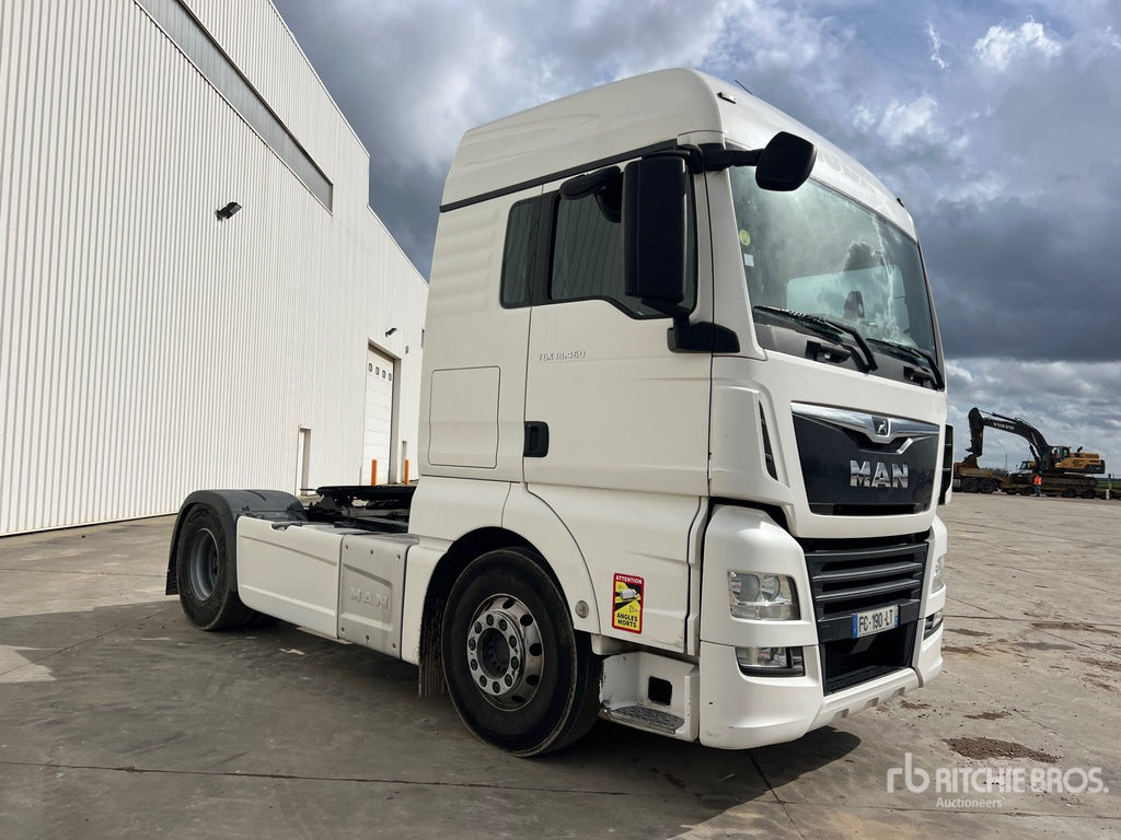 2018 MAN TGX18.460 4x2 Sleeper Truck Tractor