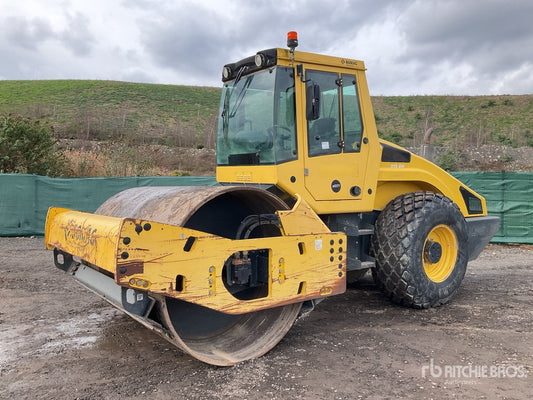 2013 Bomag BW213DH-4 Smooth Drum Compactor