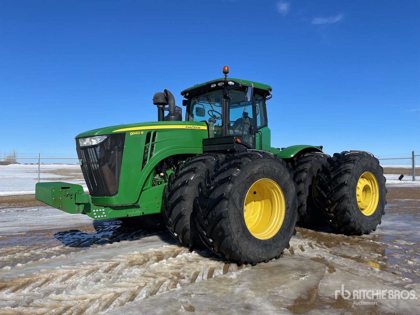 2014 John Deere 9560R Articulated Tractor