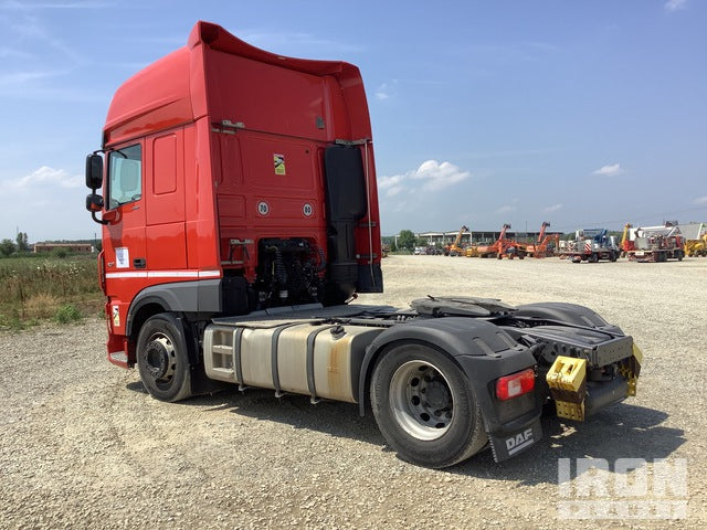 2019 DAF XF480 4x2 Sleeper Truck Tractor