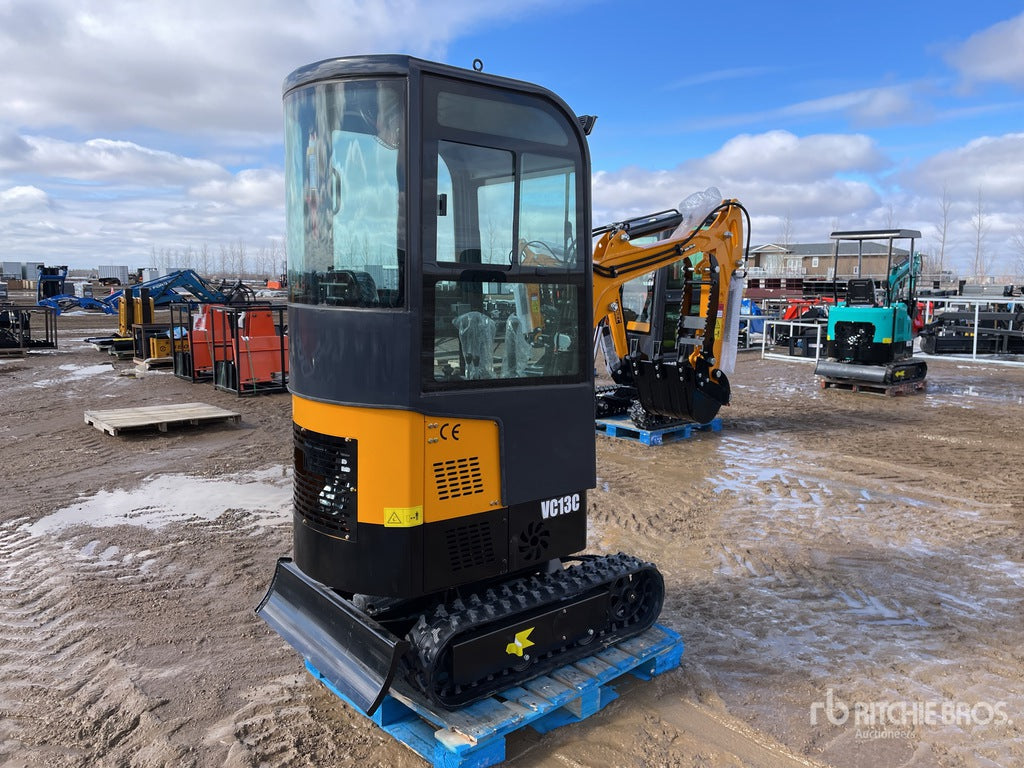 VICSEC VC13C Mini Excavator (Unused)