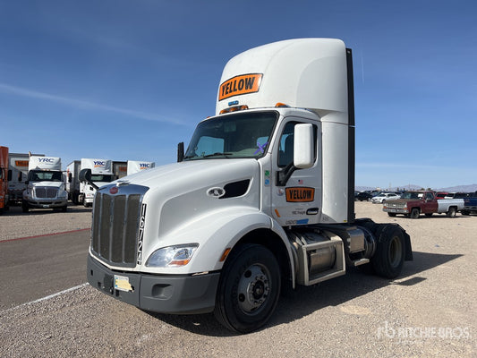 2022 Peterbilt 579 4x2 S/A Day Cab Truck Tractor